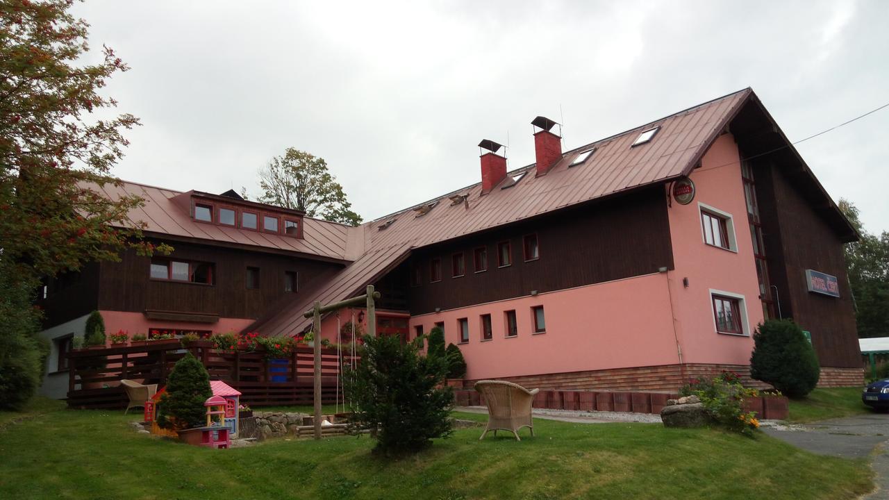 Hacienda Cert Kořenov Buitenkant foto