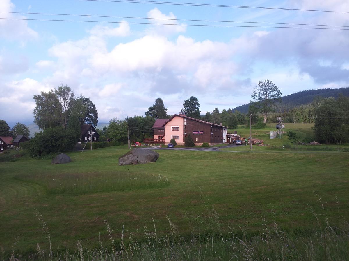 Hacienda Cert Kořenov Buitenkant foto