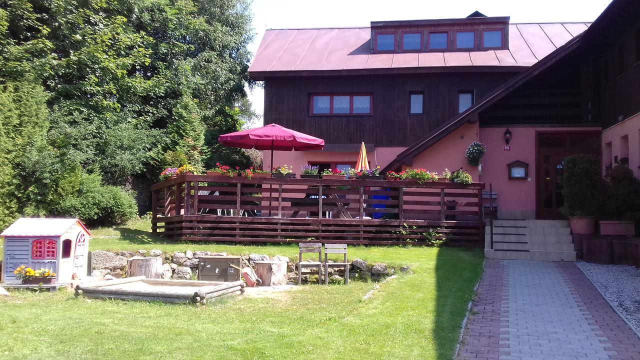 Hacienda Cert Kořenov Buitenkant foto
